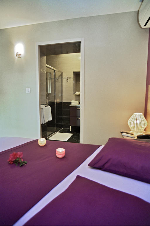Hotel L'Anvia Bollène Zimmer foto