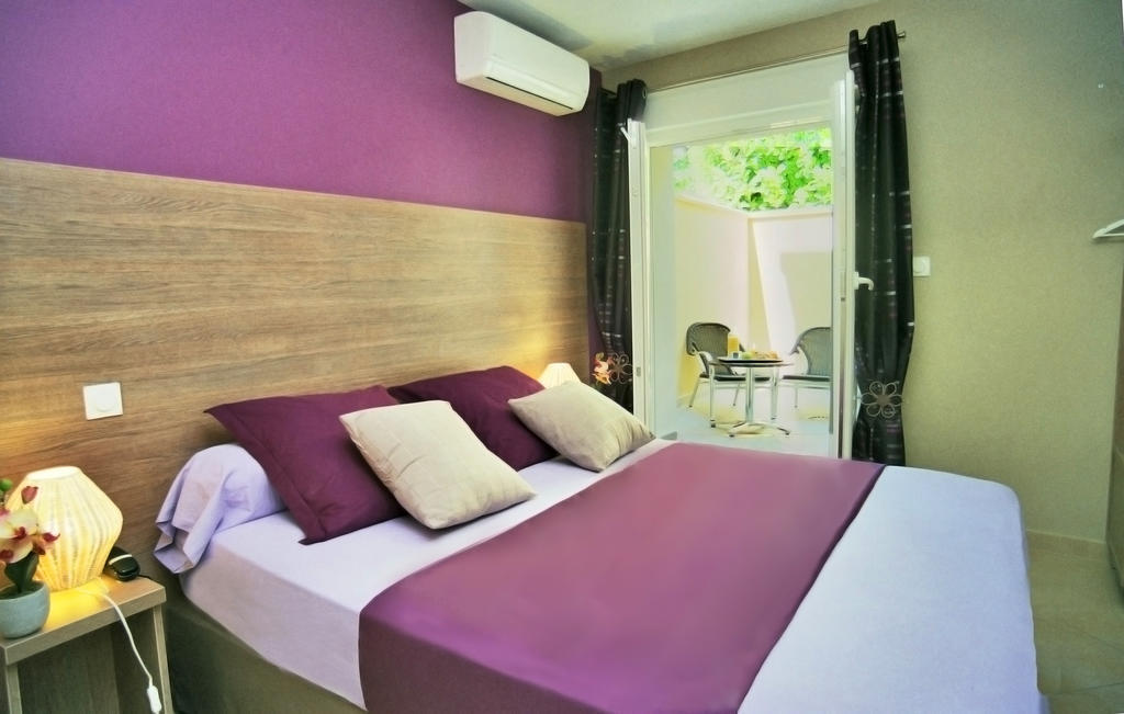 Hotel L'Anvia Bollène Zimmer foto